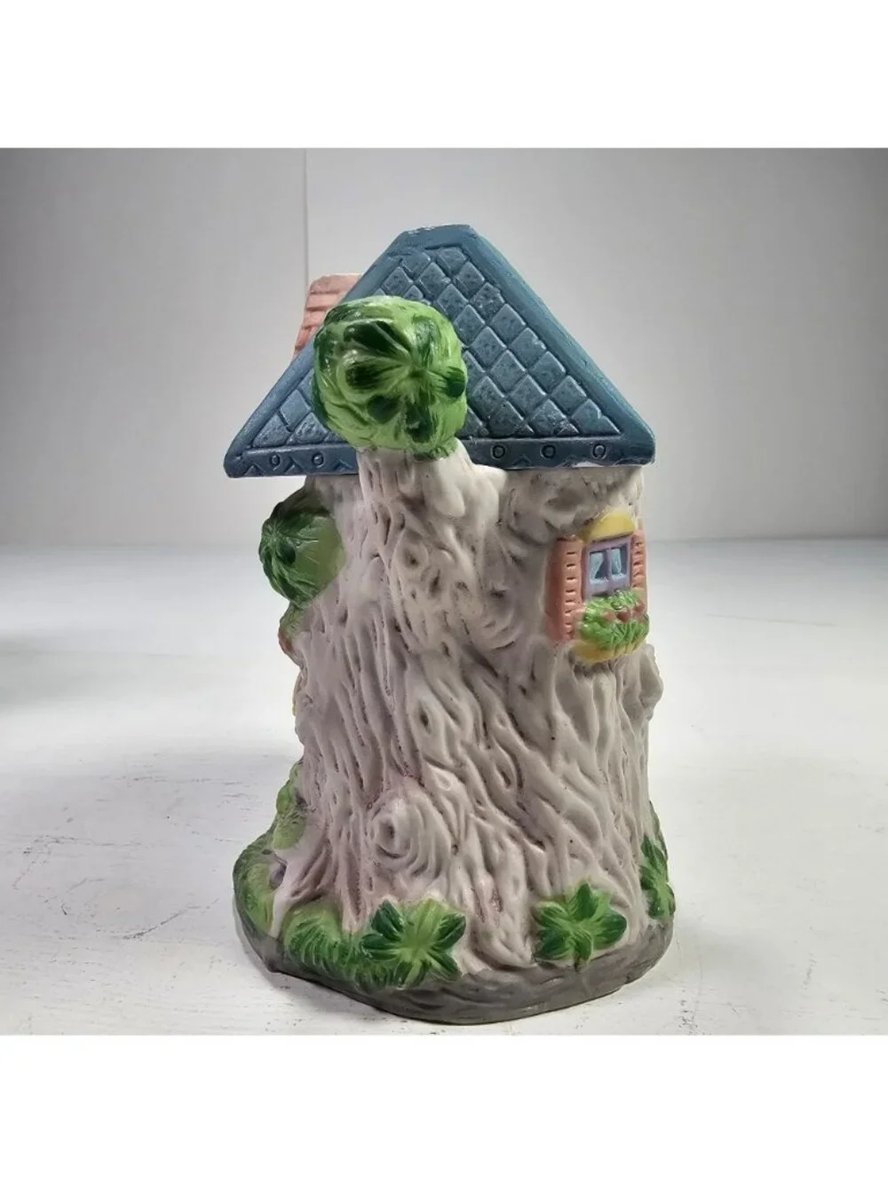 Easter Jubilee Porcelain Bunny House Flower Shop Treehouse w/ Box Vintage Kmart